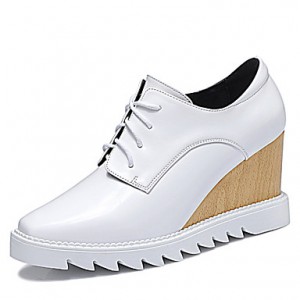 Women's Shoes Leatherette Wedge Heel Wedges Fashion Sneakers Office & Career / Dress / Casual Black / White